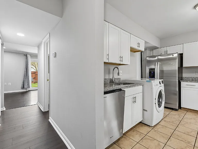 7974 Community Dr — Photo 11