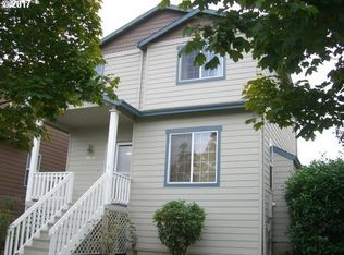 20462 NE Shore View Dr, Fairview, OR 97024