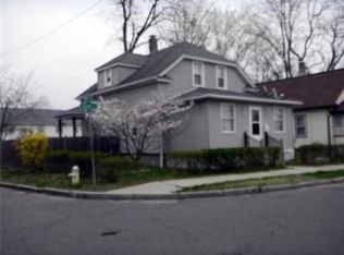 23 Jasper St, Springfield, MA 01109