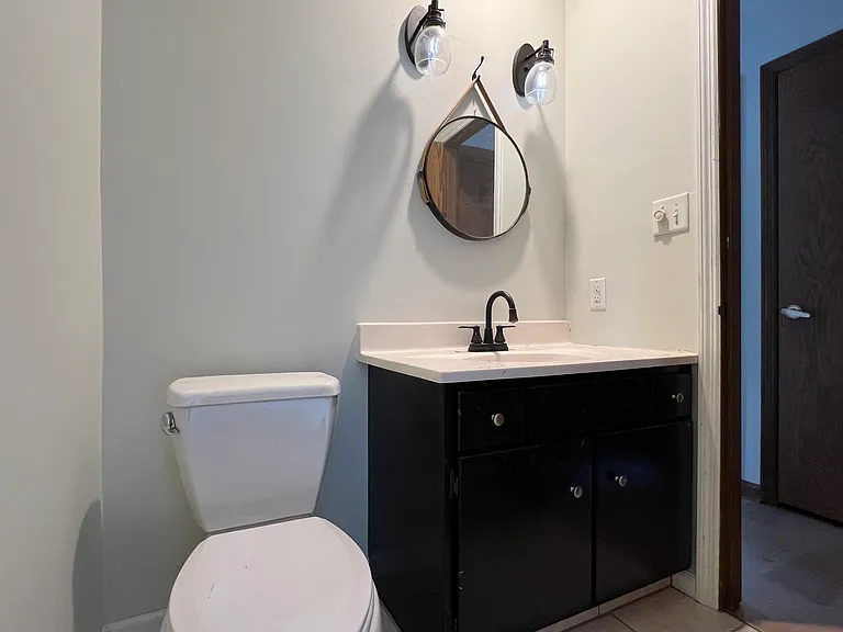 121 E Navajo St — Photo 14