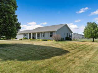 50W450 Keslinger Rd, Maple Park, IL 60151