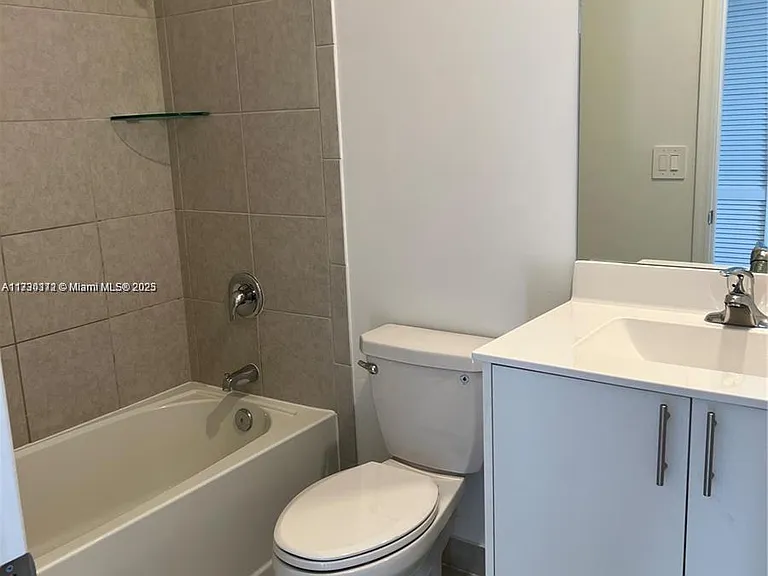 11787 SW 247th Ter — Photo 10