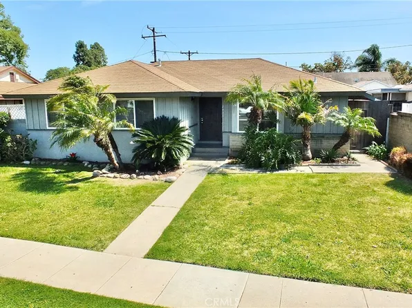 2430 Candlewood St, Lakewood, CA 90712