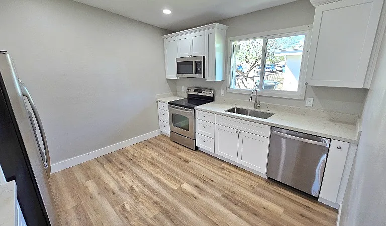 2202 W Heatherbrae Dr #1 — Photo 2