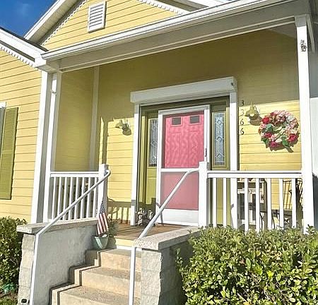 5th image of 3366 N Park Dr