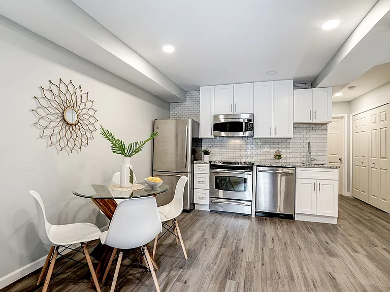 1533 Upshur St NW #LOWER — Photo 2