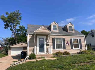 1830 Chandler St SW, Cedar Rapids, IA 52404