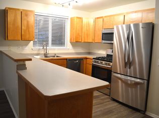 1975 NE Sams Loop APT 4, Bend, OR 97701