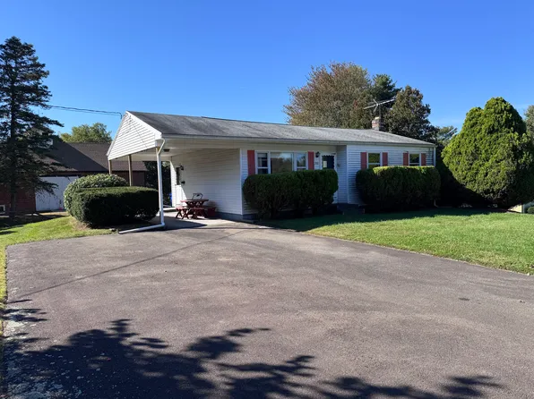 202 Reed Avenue, Windsor Locks, CT 06096