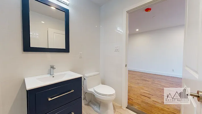 Rented by Metro Garden Realty NYC | media 35