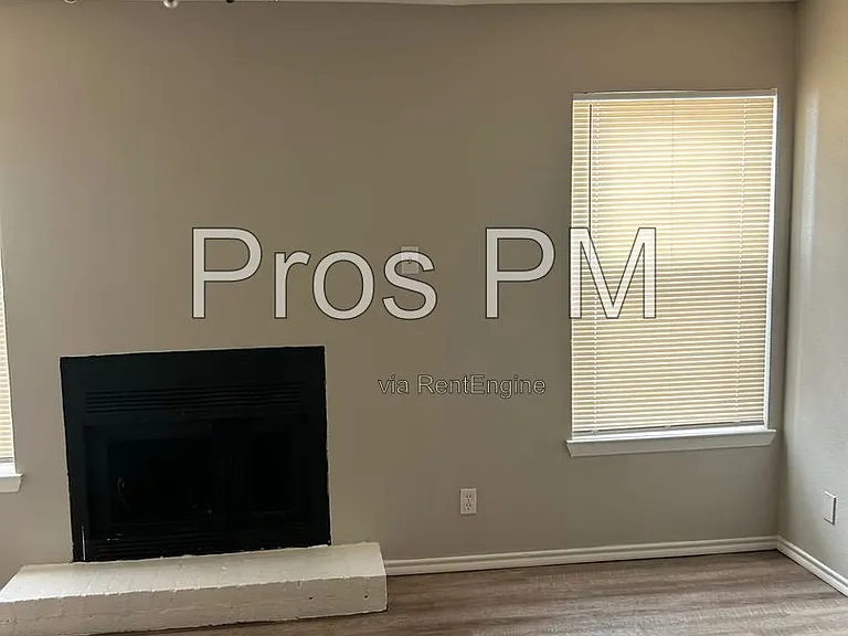 Monarch Place — Photo 35