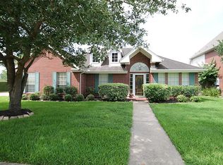 1602 Oak Trace Ct, Pearland, TX 77581