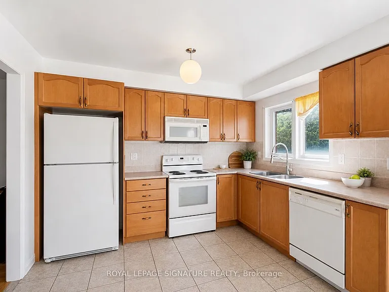 3030 Breakwater Ct #31 — Photo 10