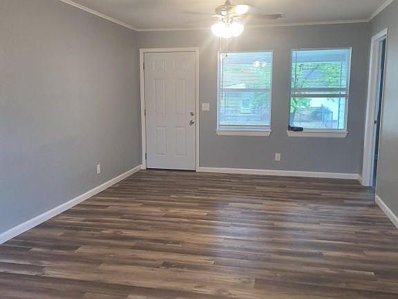 3rd image of 651 E 41st Pl N