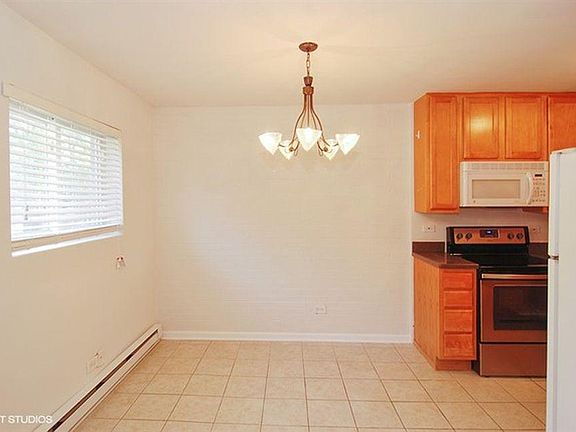3rd image of 7428 Washington St APT 202