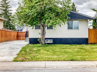 611 NE Penbrooke Rd SE, Calgary, AB T2A 3S9