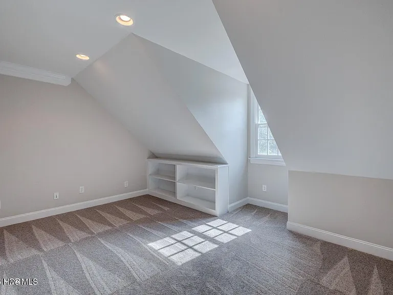 140 River Woods Dr — Photo 29