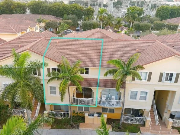 8964 W Flagler St APT 215, Miami, FL 33174