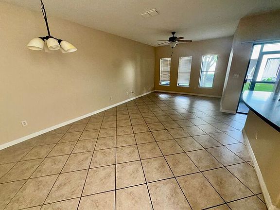 3rd image of 3441 Windsor Lake Cir