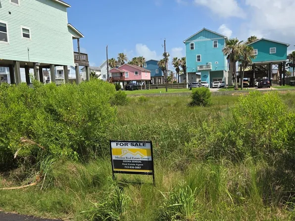 11217 Reagor Way, Galveston, TX 77554