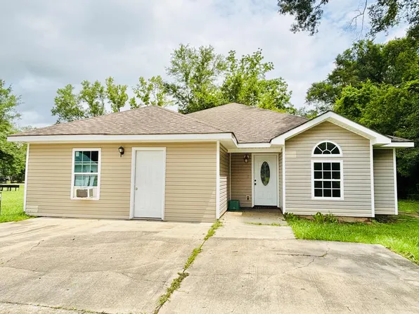 111 S Jackson Ave, Picayune, MS 39466