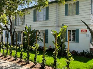 3200 Rowena Ave #3204-2, Los Angeles, CA 90027