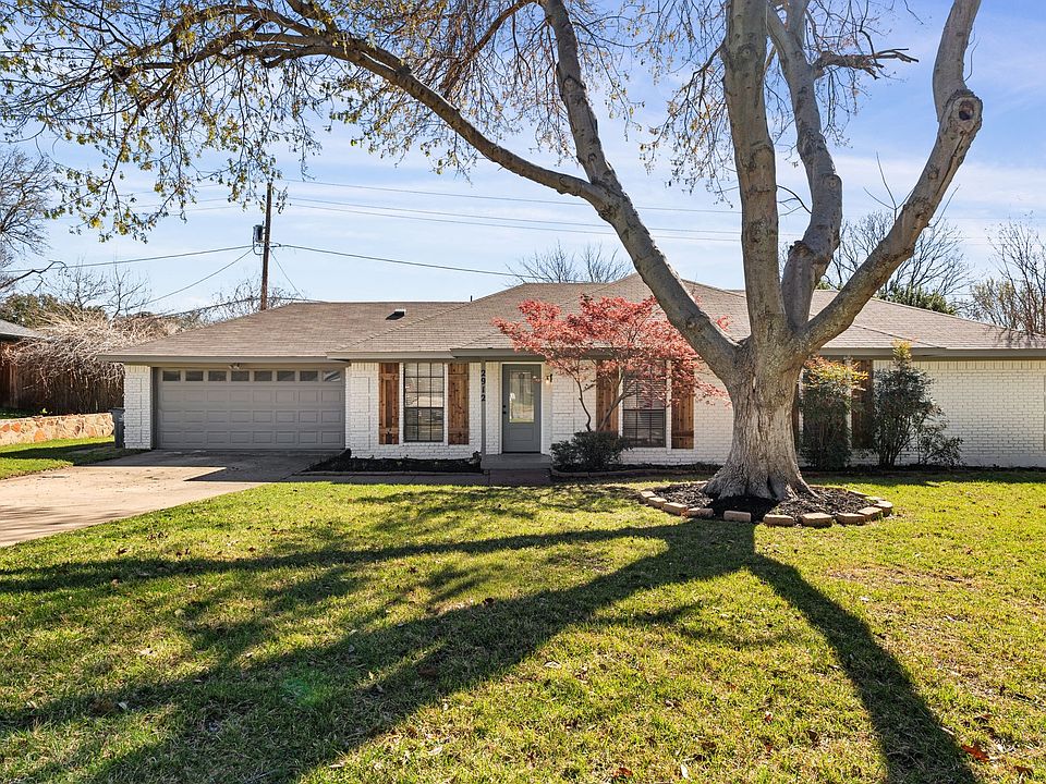 1st image of 2912 Robindale Ln