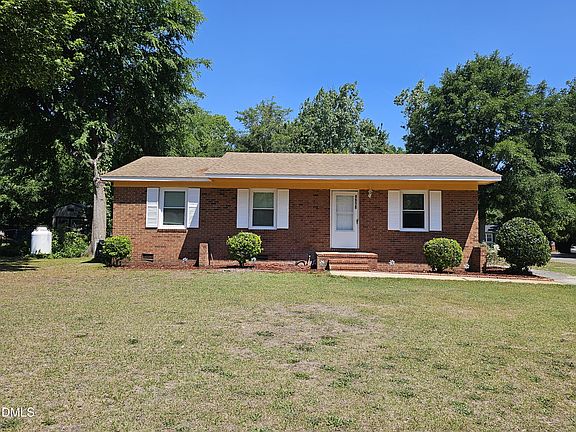3rd image of 4918 Ellsworth Dr