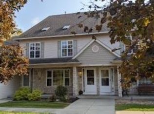 605 Fenton Commons Ln, Fenton, MI 48430