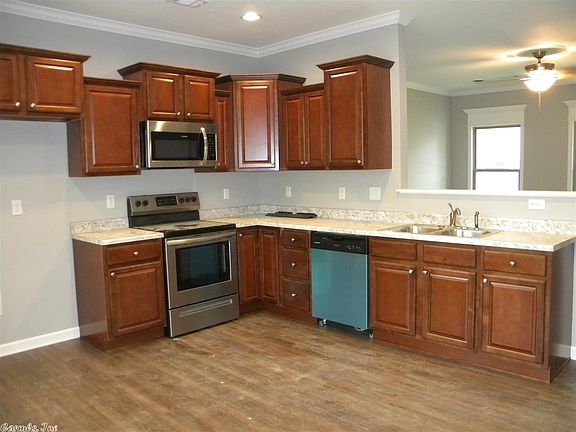 5th image of 1911 Rehoboth Cir
