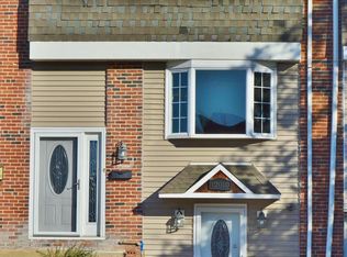 12010 Millbrook Rd, Philadelphia, PA 19154