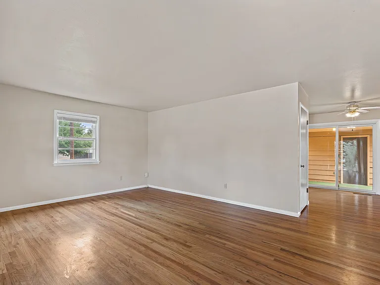 1713 Yuma St — Photo 2