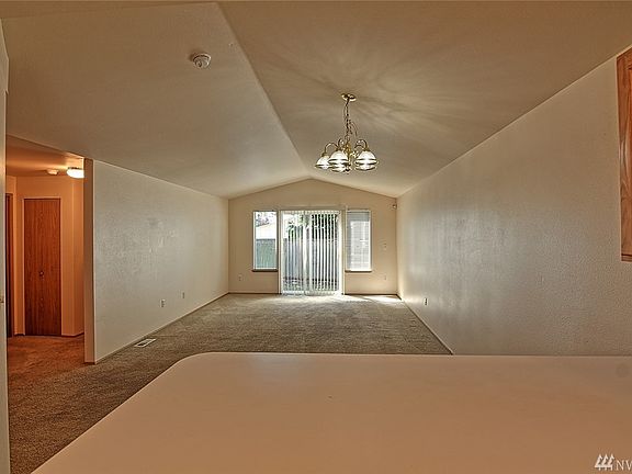 4th image of 10312 59th Dr NE