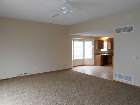 3rd image of 8008 Headwater Dr