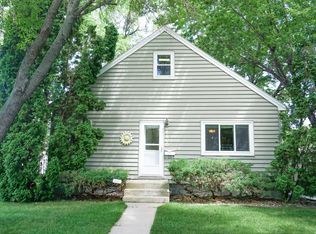 1106 Frank Ave SE, Huron, SD 57350