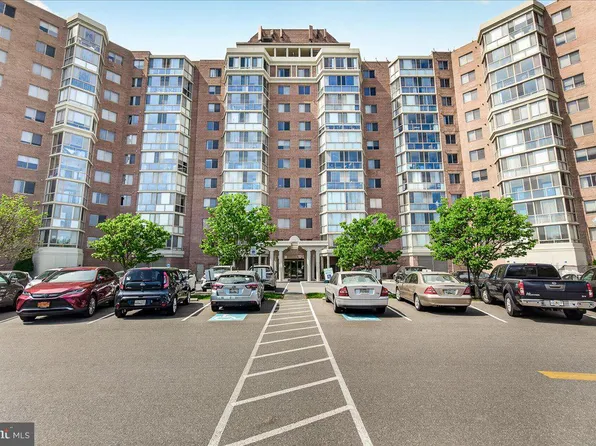 3200 Leisure World Blvd E #308, Silver Spring, MD 20906