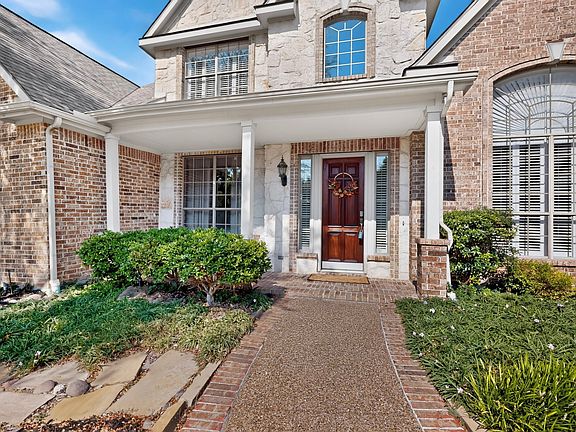 5th image of 1921 Armstrong Dr