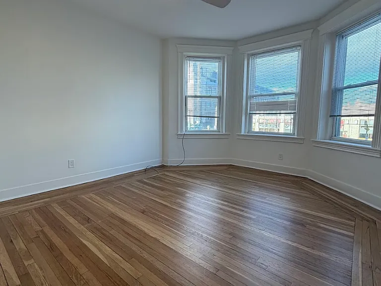 1080 Commonwealth Ave #3 — Photo 2