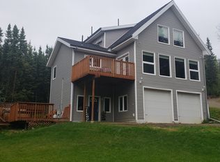 1105 Trianon Dr, Fairbanks, AK 99712