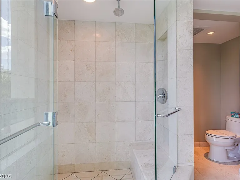 222 Karen Ave #201 — Photo 30