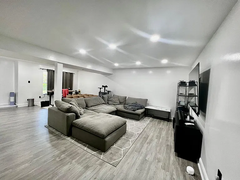 12977 Queen Chapel Rd — Photo 3