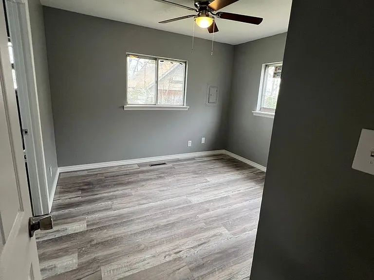2305 N Prospect Ave #B — Photo 7