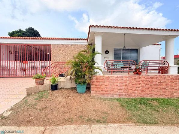 13 Camelia #13, Trujillo Alto, PR 00976