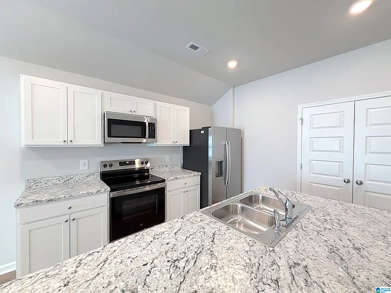 128 Challenger Way — Photo 12