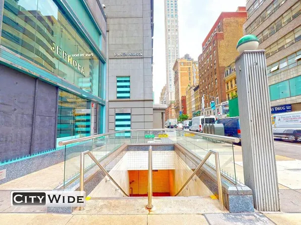 157 East 57th Street image 7 of 9