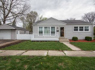 406 Holly Ct, Villa Park, IL 60181