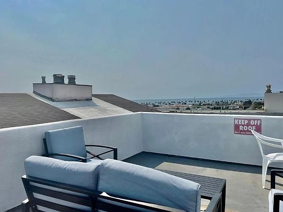 3rd image of 420 Avenue G APT 9
