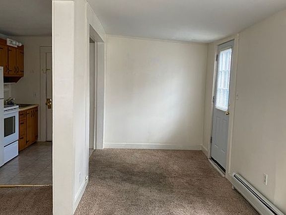 5th image of 38 Railroad St Unit 1