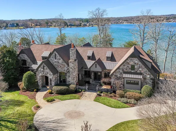 468 Careen Ct, Lenoir City, TN 37772