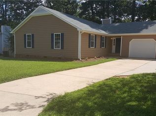 2505 Darden Rd, Greensboro, NC 27406